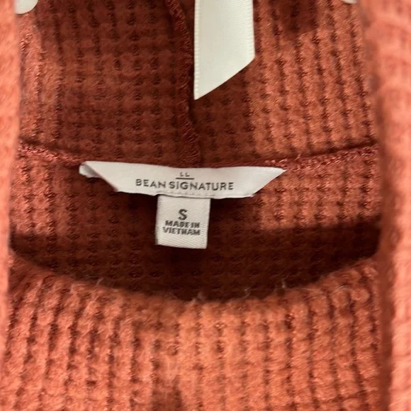 L.L. Bean Waffle Knit Top - Picture 4 of 6